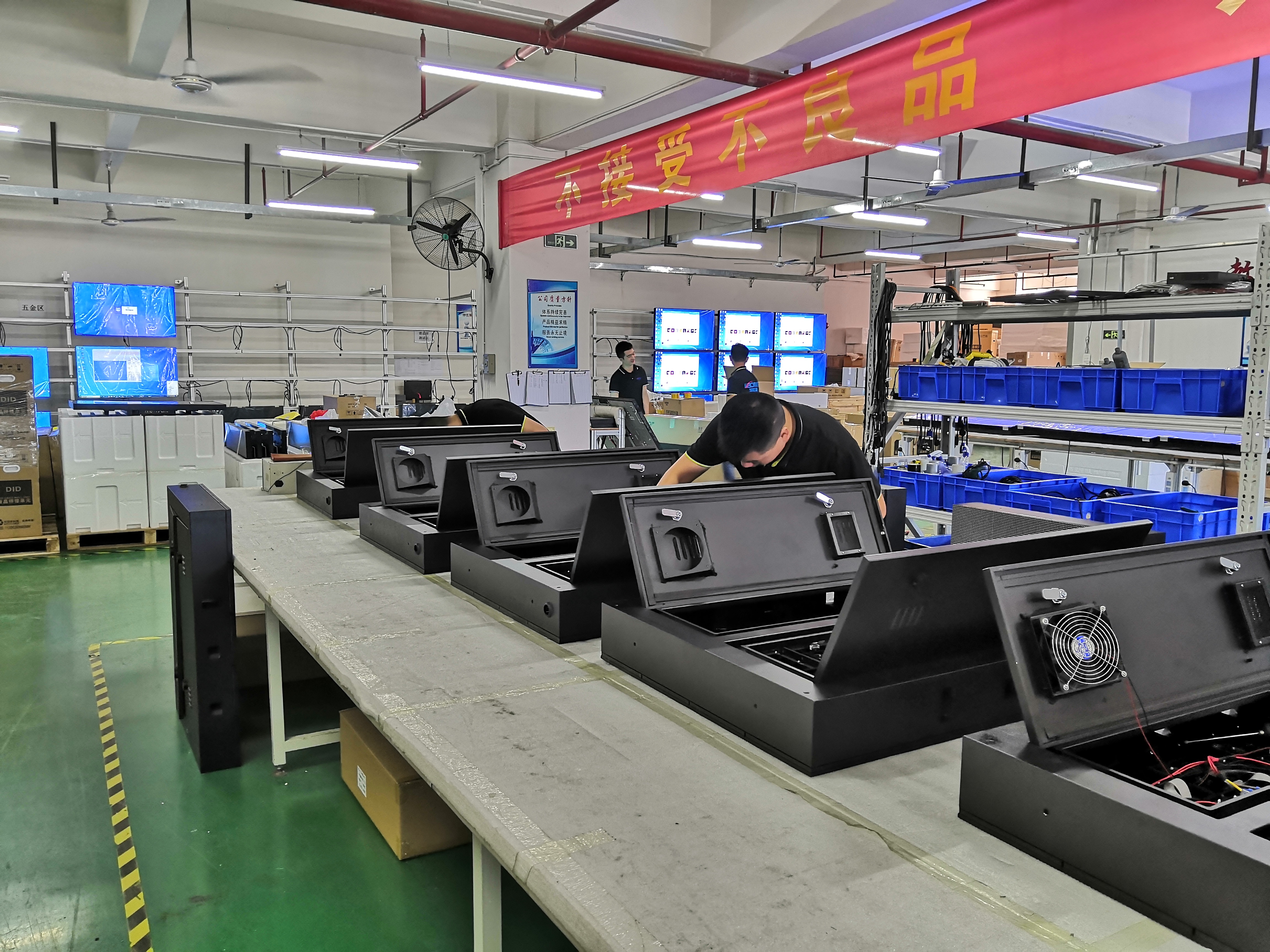 液晶拼接屏和液晶電視需要區(qū)分開(kāi)來(lái)嗎？