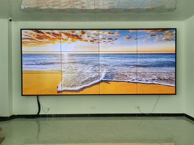 華邦瀛科技65寸3.5mm液晶拼接屏項目實拍圖